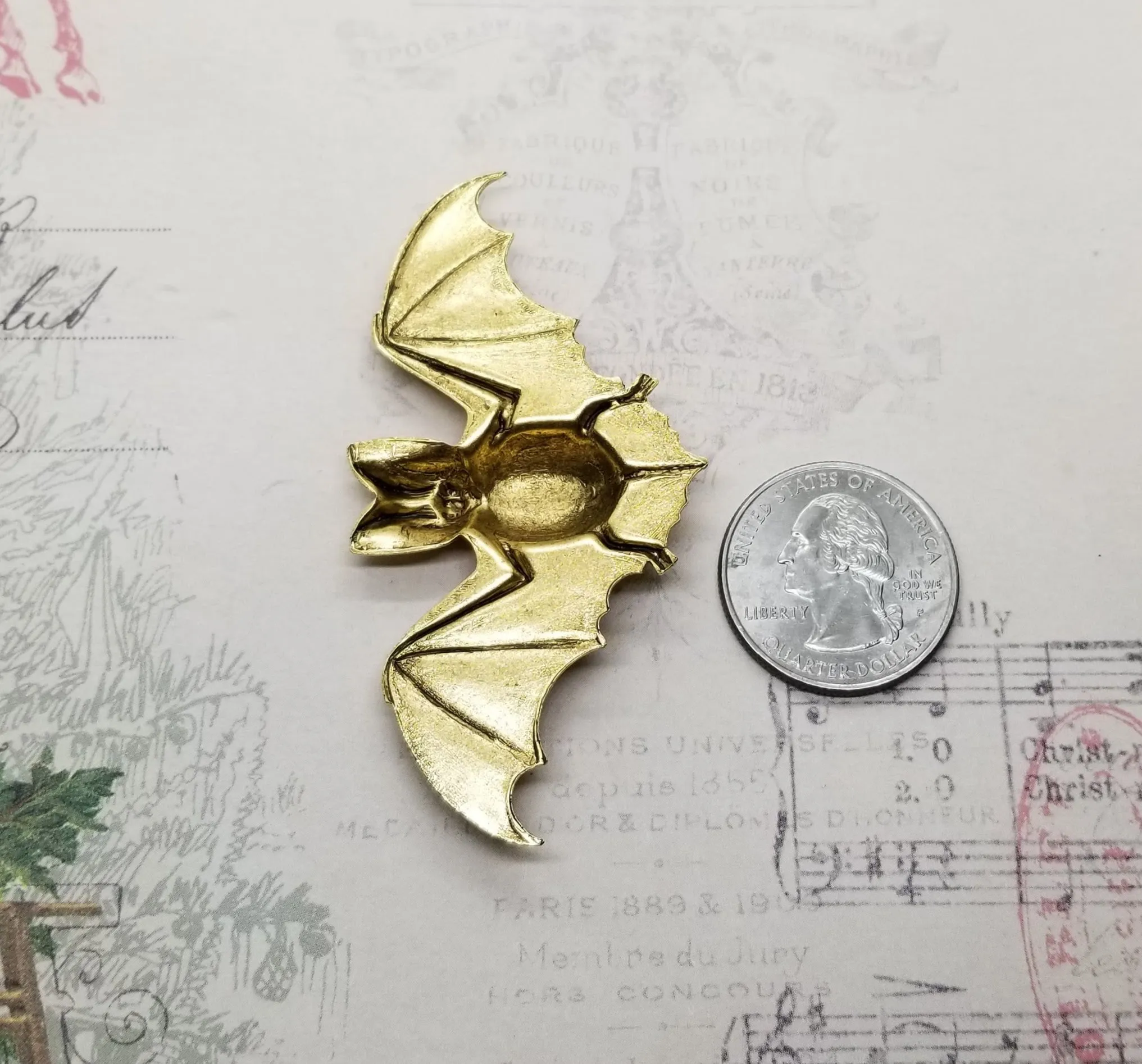 Large Brass Bat Stamping x 1 - 6850RAT.