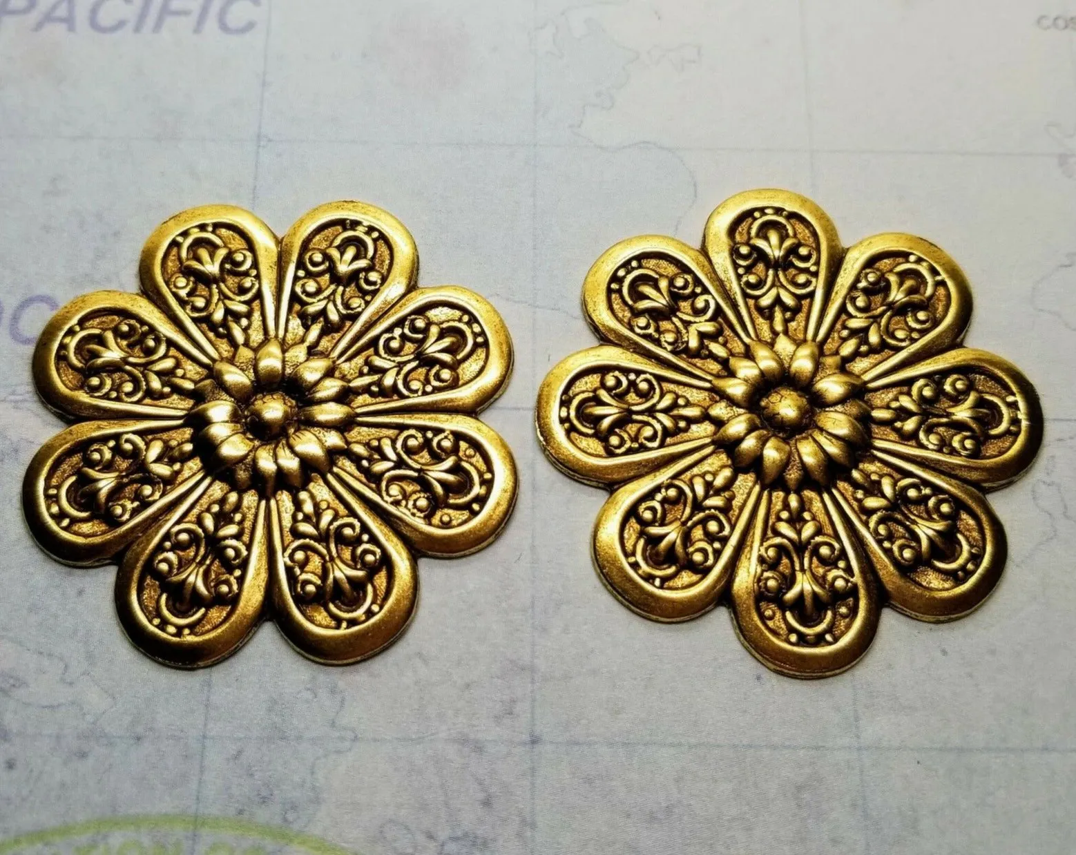 Large Brass Filigree Stamping x 2 - 3255RAT.